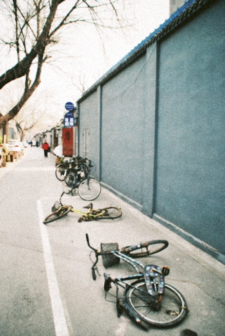 The discarded bikes of those who didn't find their way out of the hutongs.